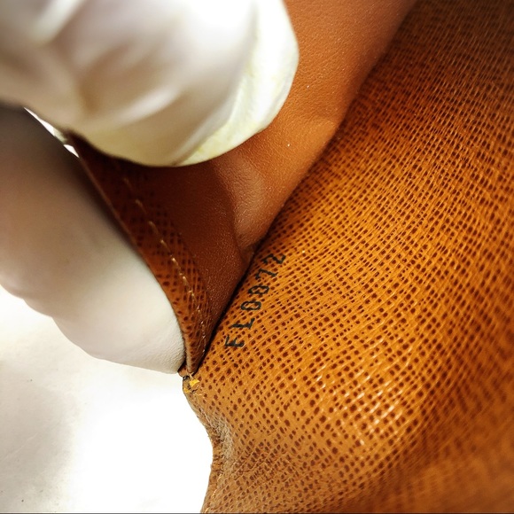 Louis Vuitton Sarah Monogram Trifold Long Wallet - Picture 12 of 13